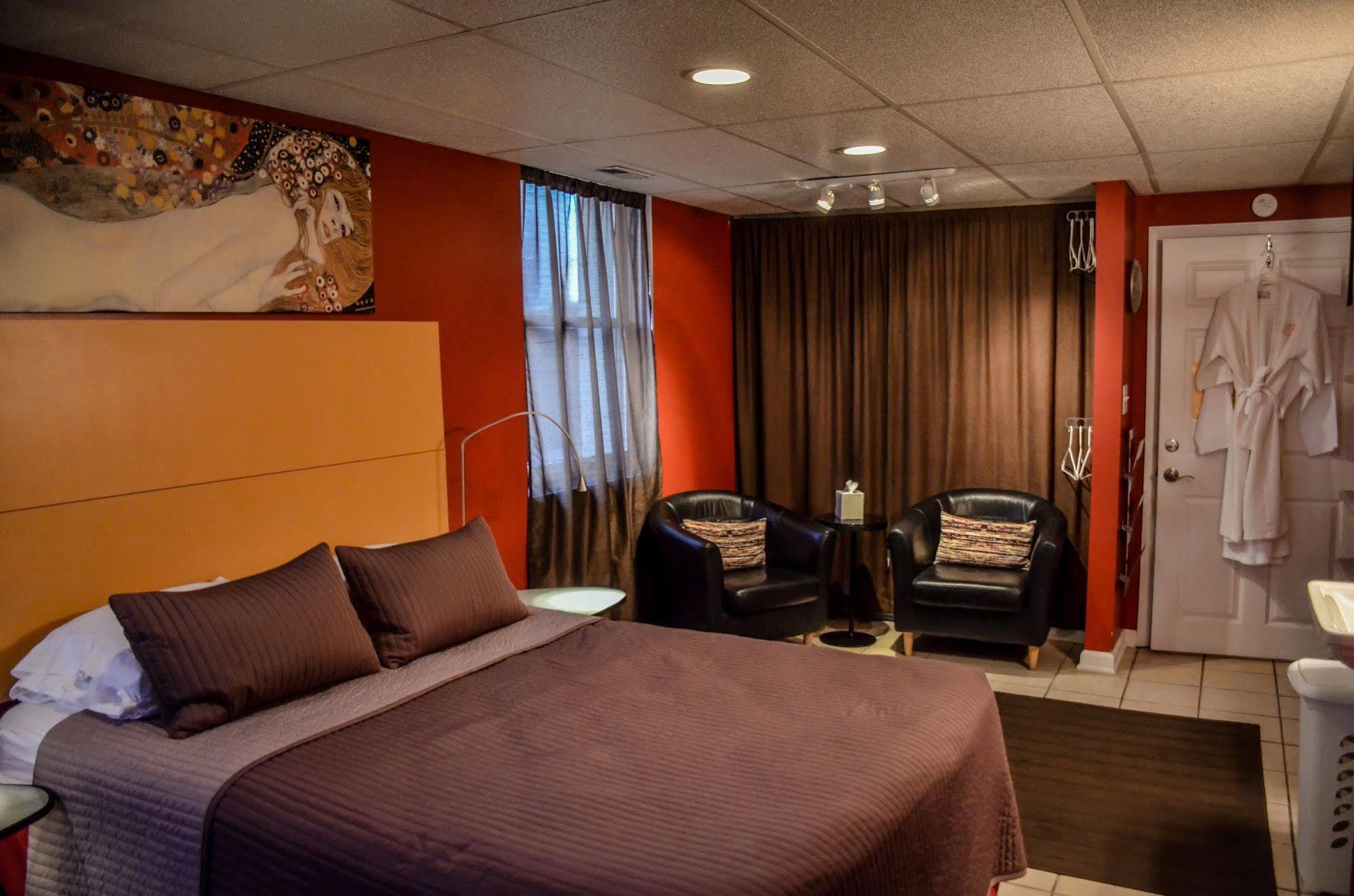 Hotel At The Indianapolis
